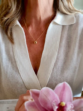 Load image into Gallery viewer, The Love Knot Pendant - Yellow Gold